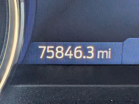 Used 2022 Ford Expedition Limited image 30