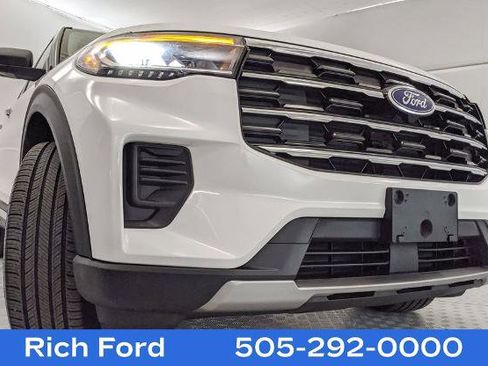 Certified 2025 Ford Explorer Active image 24