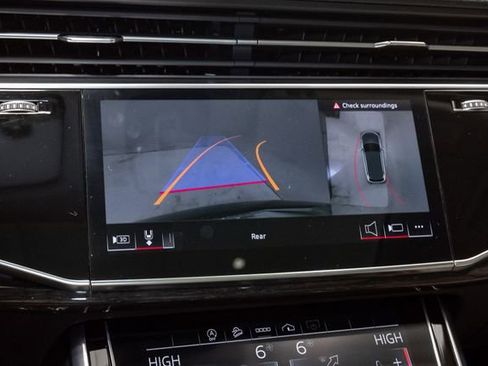 Used 2024 Audi Q7 2.0T Premium Plus w/ Premium Plus Package image 14