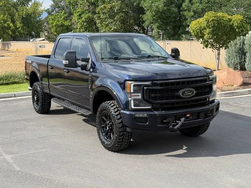 Used 2022 Ford F250 Lariat w/ Tremor Off-Road Package AWD/4WD image 2