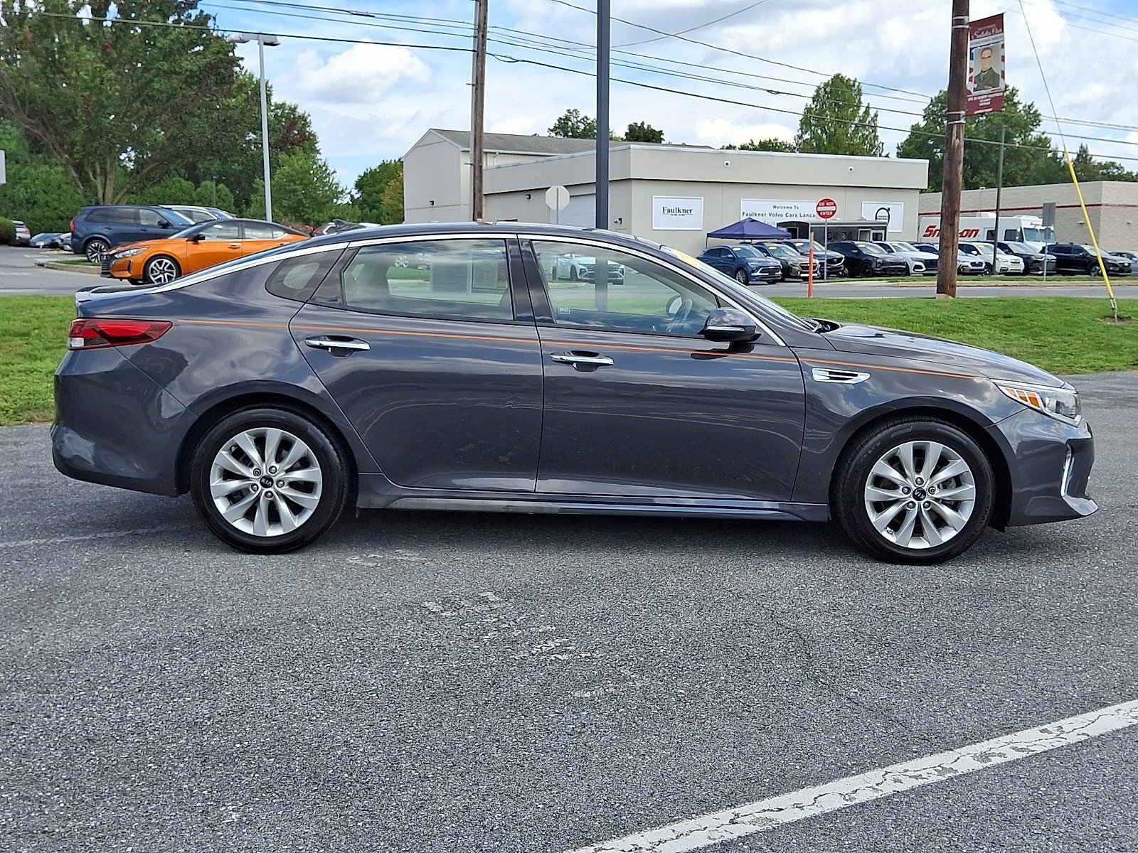 Used 2018 Kia Optima S w/ Panoramic Sunroof Package FWD image 8