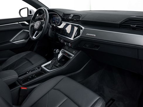 Certified 2023 Audi Q3 2.0T Premium Plus w/ Premium Plus Package AWD/4WD image 8