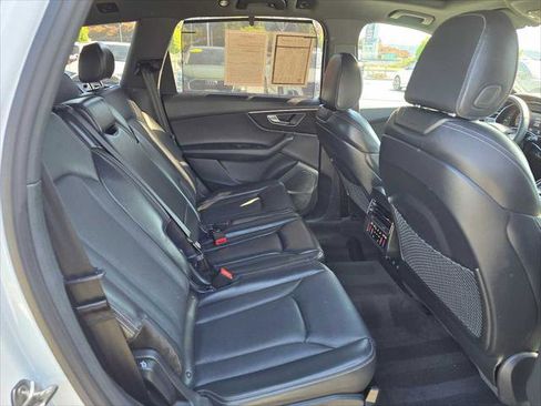 Used 2025 Audi Q7 3.0T Prestige w/ Prestige Package AWD/4WD image 14