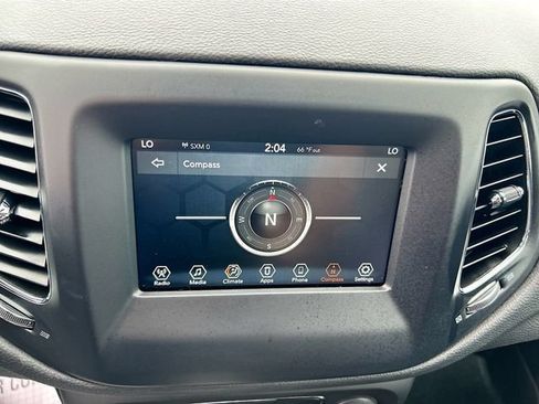 Used 2019 Jeep Compass Latitude w/ Popular Equipment Group AWD/4WD image 19