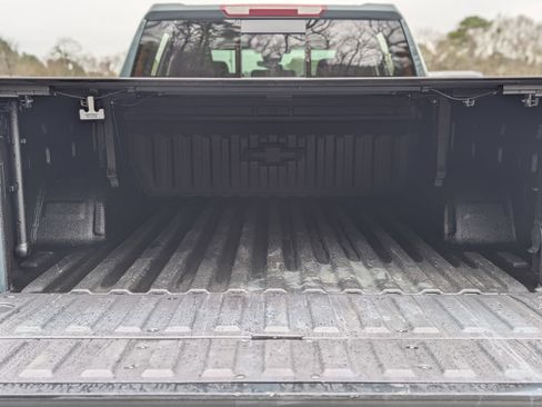 Used 2025 Chevrolet Silverado 1500 LT Trail Boss w/ LT Trail Boss Premium Package image 18