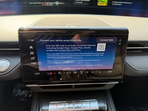 New 2026 Lincoln Nautilus Reserve w/ Jet Appearance Package image 17