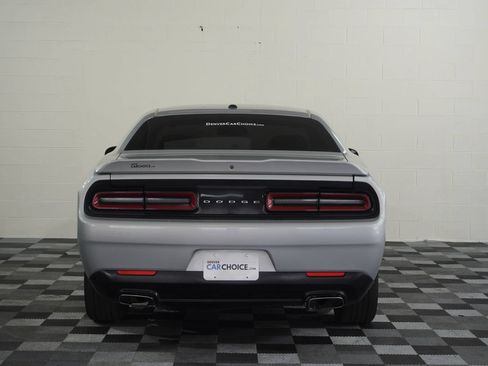 Used 2020 Dodge Challenger SXT RWD image 4