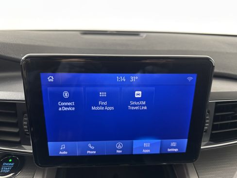 Certified 2021 Ford Explorer XLT w/ Equipment Group 202A image 17