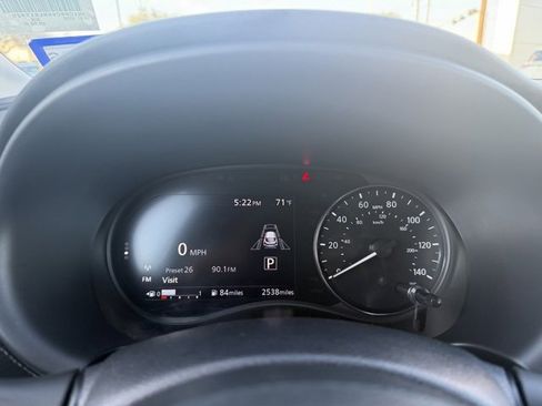 Certified 2024 Nissan Kicks SV image 15