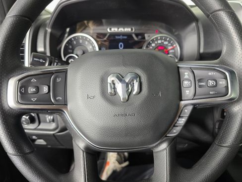 New 2026 RAM 1500 Express AWD/4WD image 24