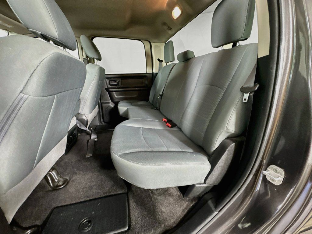 Used 2018 RAM 2500 Tradesman w/ Chrome Appearance Group AWD/4WD image 27