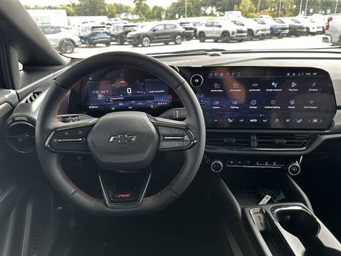 New 2026 Chevrolet Equinox EV RS image 27