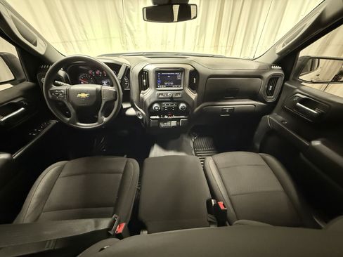 Used 2022 Chevrolet Silverado 1500 Custom image 15