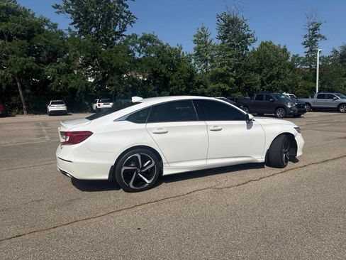 Used 2019 Honda Accord Sport image 26