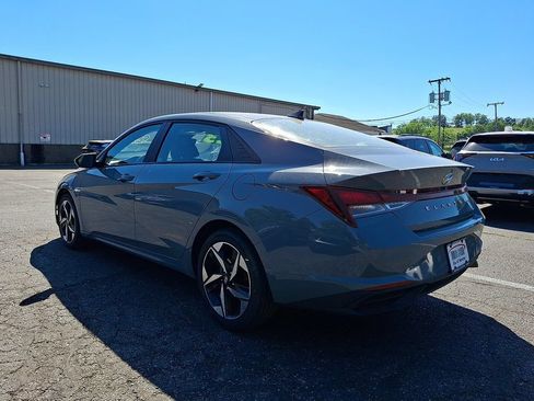 Used 2023 Hyundai Elantra SEL w/ Convenience Package FWD image 14