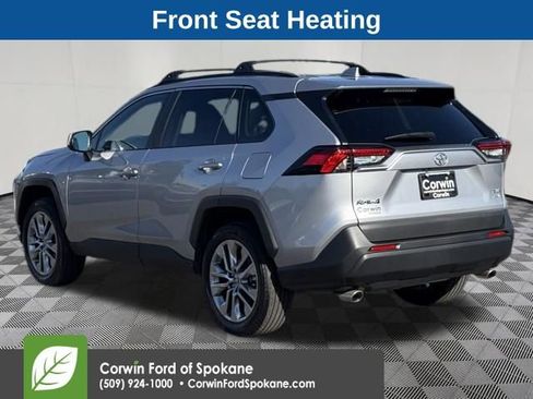 Used 2022 Toyota RAV4 XLE Premium AWD/4WD image 16