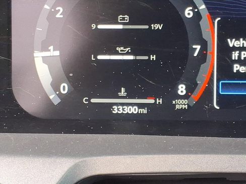 Used 2024 Toyota Tacoma TRD Off-Road image 13