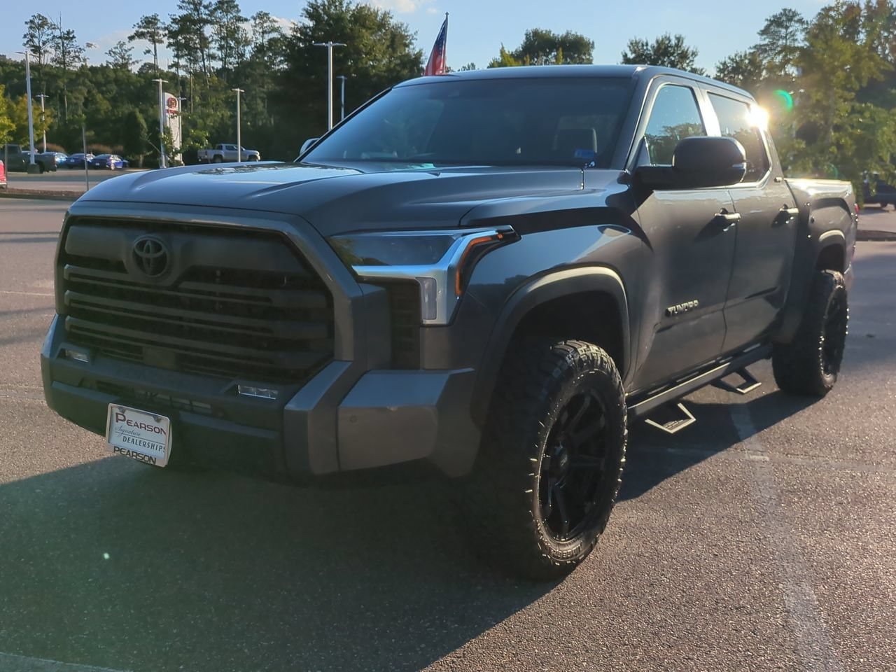 Used 2025 Toyota Tundra SR5 w/ SR5 Convenience Package AWD/4WD image 8
