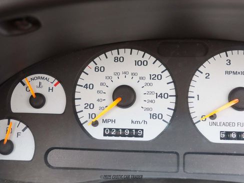 Used 1994 Ford Mustang GT image 29