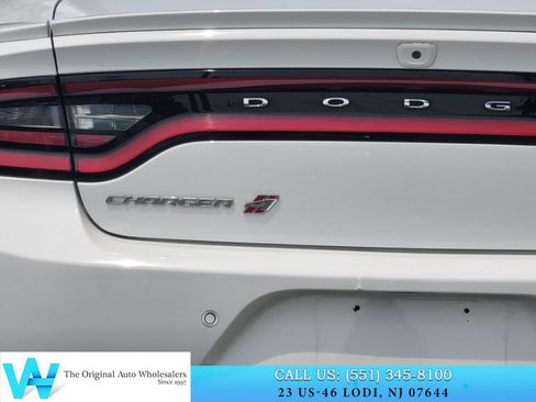 Used 2018 Dodge Charger GT AWD/4WD image 10