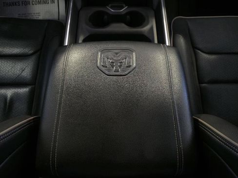 Used 2022 RAM 1500 Laramie AWD/4WD image 19