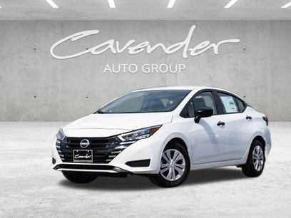 New 2025 Nissan Versa S w/ Trunk Package