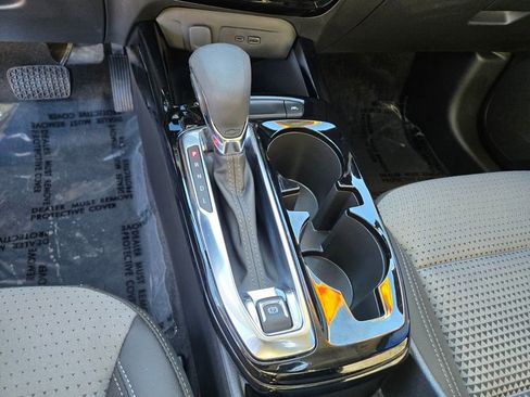 Used 2024 Chevrolet Trax LT w/ Driver Confidence Package image 20