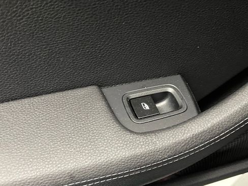 Used 2025 Porsche Panamera 4 image 28