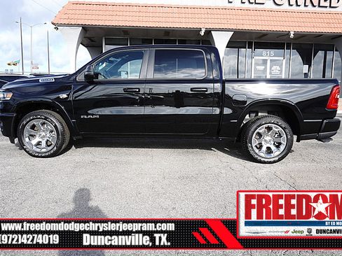 Used 2026 RAM 1500 Big Horn AWD/4WD image 2