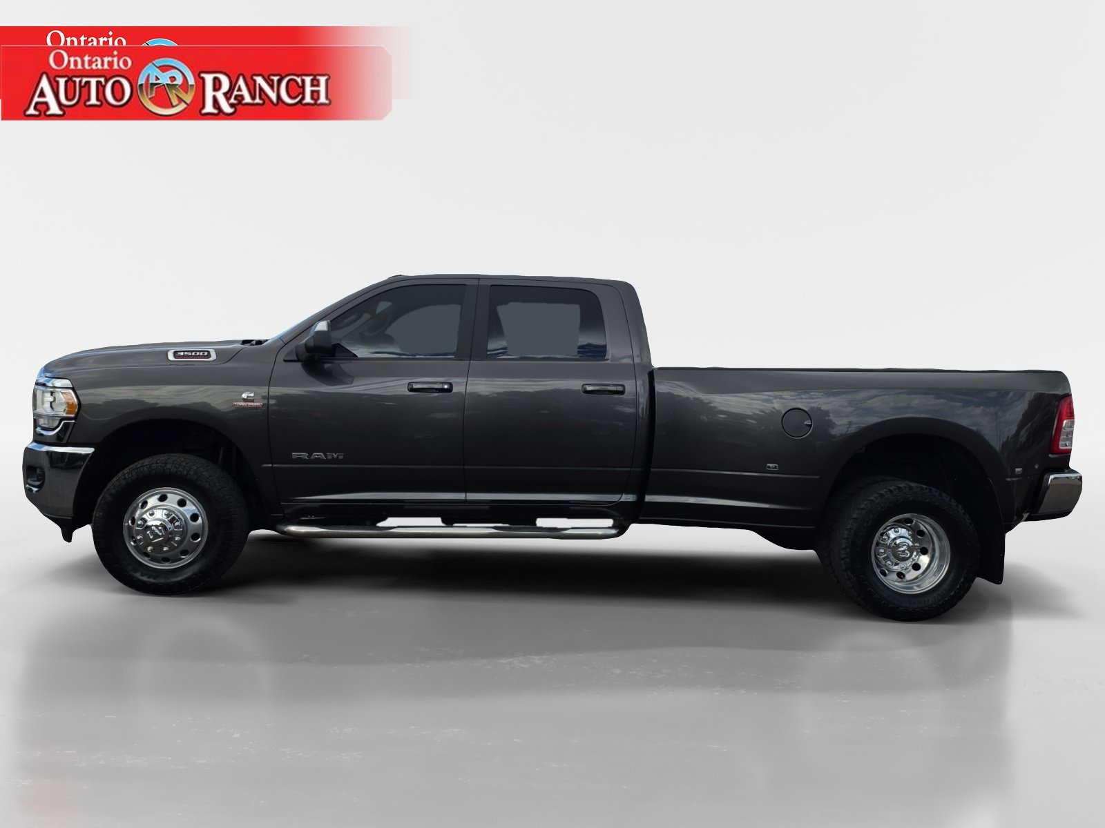 Used 2020 RAM 3500 Big Horn w/ Level 1 Equipment Group AWD/4WD image 2