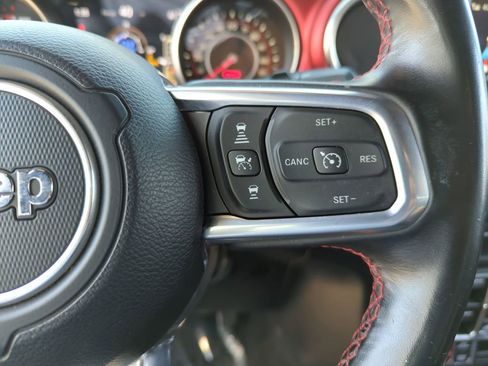 Used 2021 Jeep Wrangler Unlimited Rubicon image 30