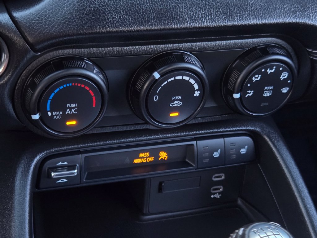 Certified 2025 MAZDA MX-5 Miata RF Club RWD image 21