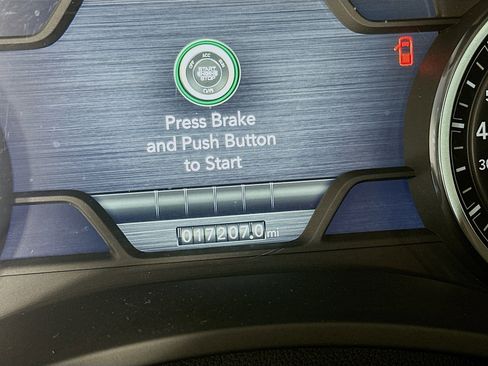 Used 2024 RAM 2500 Laramie w/ Safety Group image 19