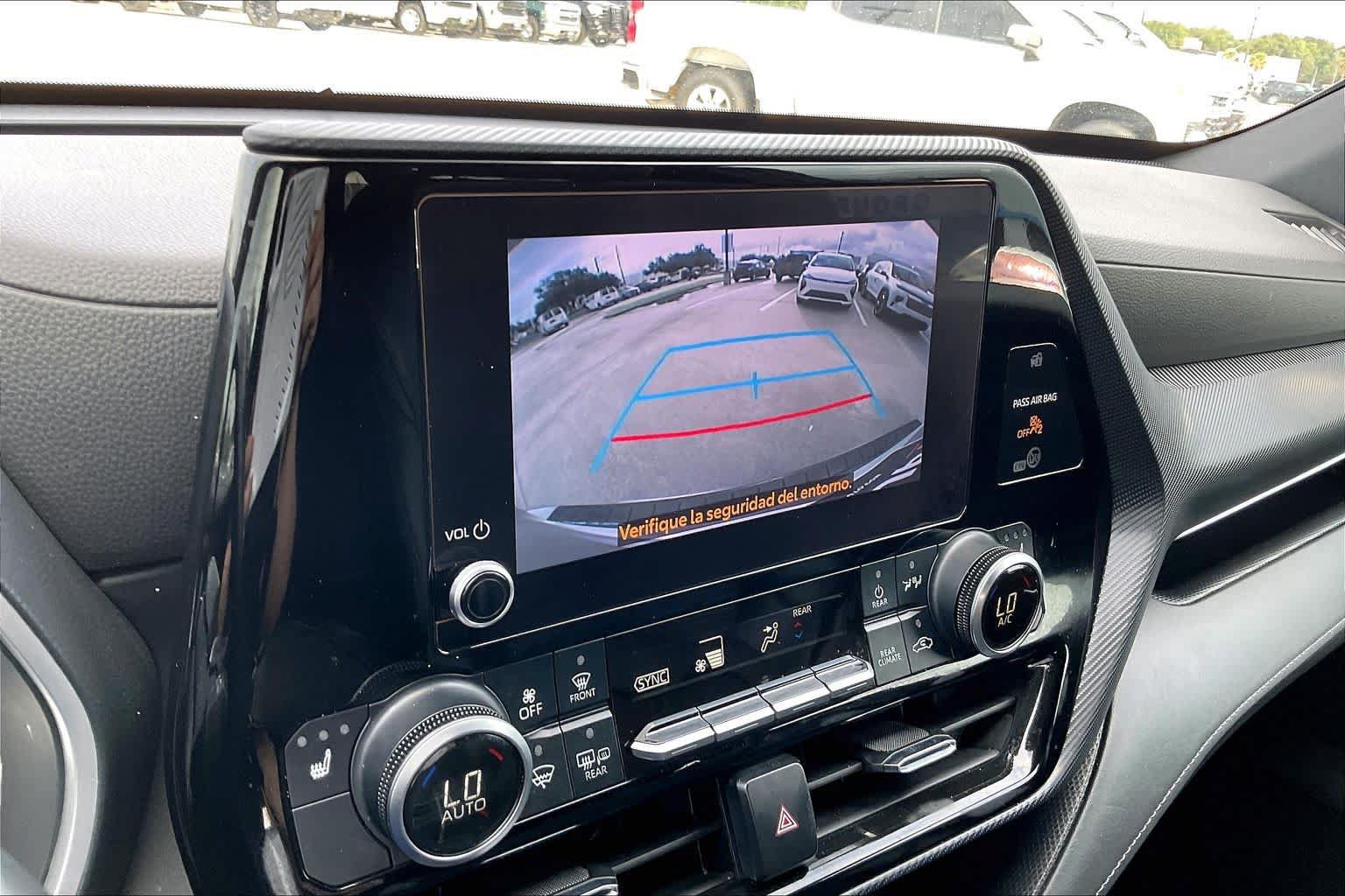Used 2023 Toyota Highlander XSE FWD image 29