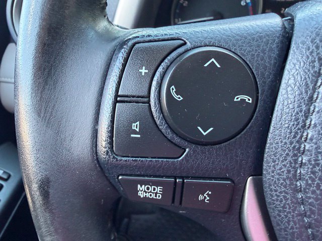 Used 2018 Toyota RAV4 XLE w/ Plus Extra Value Package AWD/4WD image 20