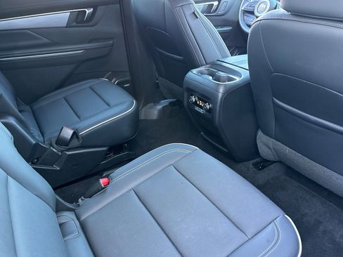 Used 2025 Buick Enclave Preferred FWD image 16