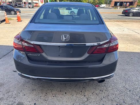 Used 2016 Honda Accord LX image 5