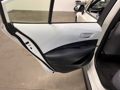 Used 2020 Toyota Corolla SE image 19