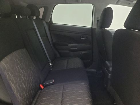Used 2023 Mitsubishi Outlander Sport LE AWD/4WD image 19