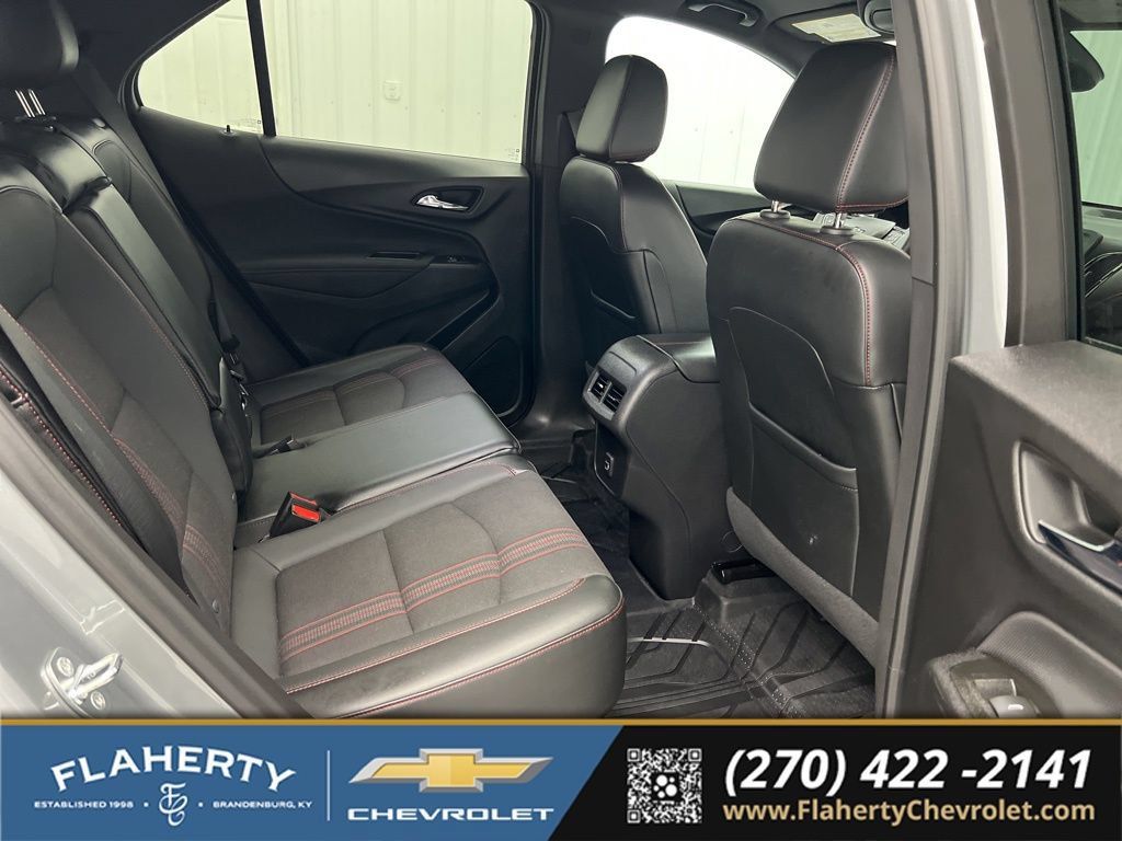 Used 2023 Chevrolet Equinox RS w/ LPO, Floor Liner Package FWD image 13