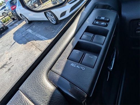 Used 2015 Toyota 4Runner Trail image 33