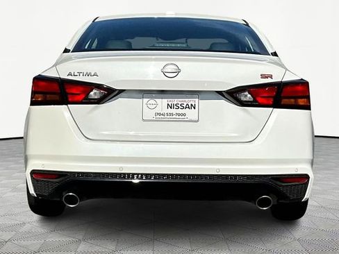 Used 2024 Nissan Altima 2.5 SR image 6