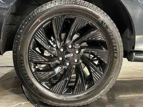 New 2026 Lincoln Navigator Reserve w/ Jet Appearance Package AWD/4WD image 23