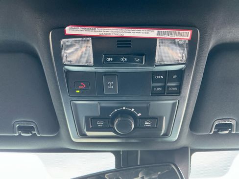 Used 2023 Toyota Tacoma TRD Off-Road image 31