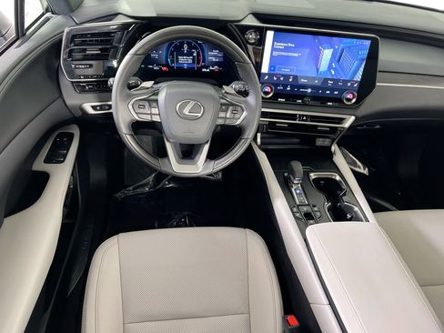 Used 2025 Lexus RX 350 Premium image 22