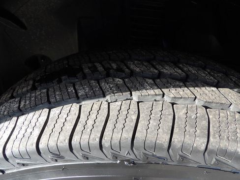 Used 2023 Mercedes-Benz Sprinter 2500 image 47