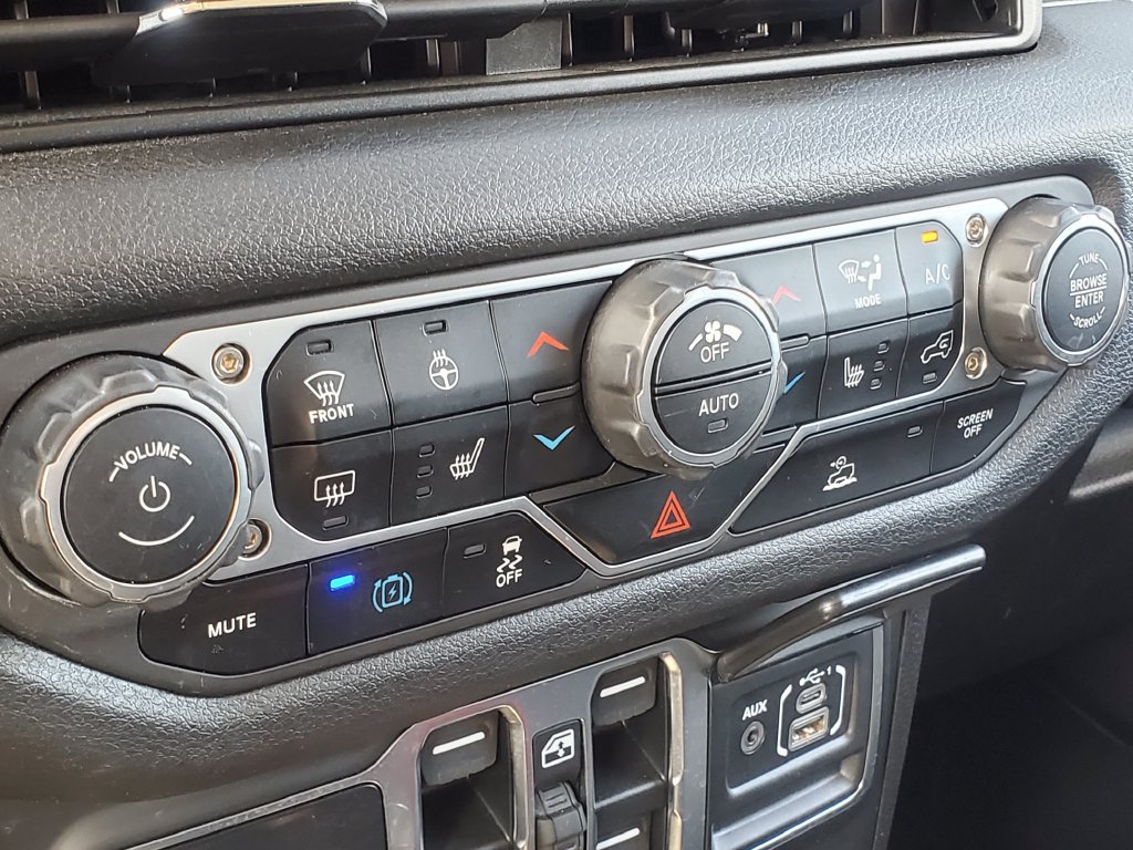 Used 2025 Jeep Wrangler Unlimited Sport S 4xe AWD/4WD image 17
