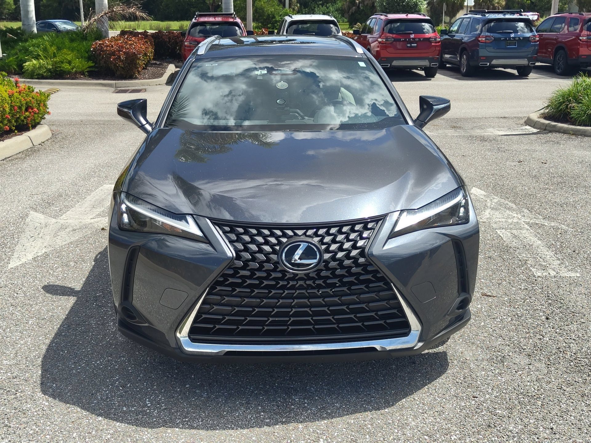 Used 2025 Lexus UX 300h FWD w/ Accessory Package (Z2) image 9
