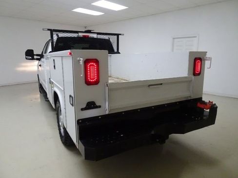 Used 2019 Ford F250 XL w/ Power Equipment Group image 10