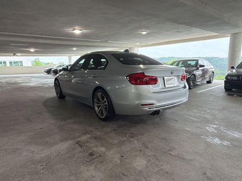 Used 2017 BMW 330i Sedan RWD image 3
